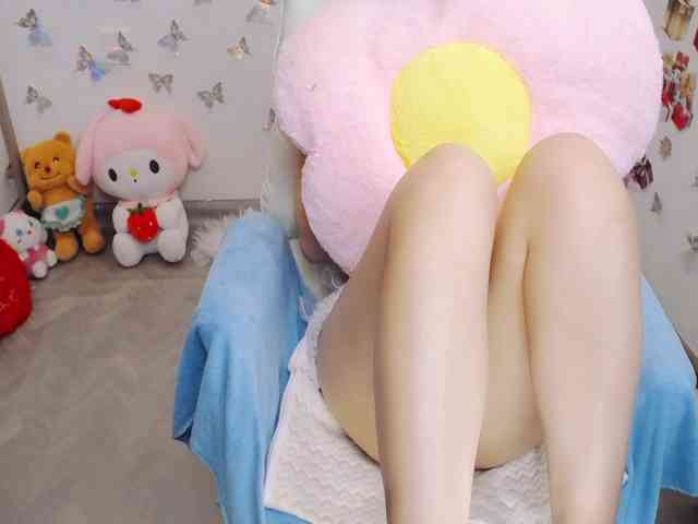 Angela19