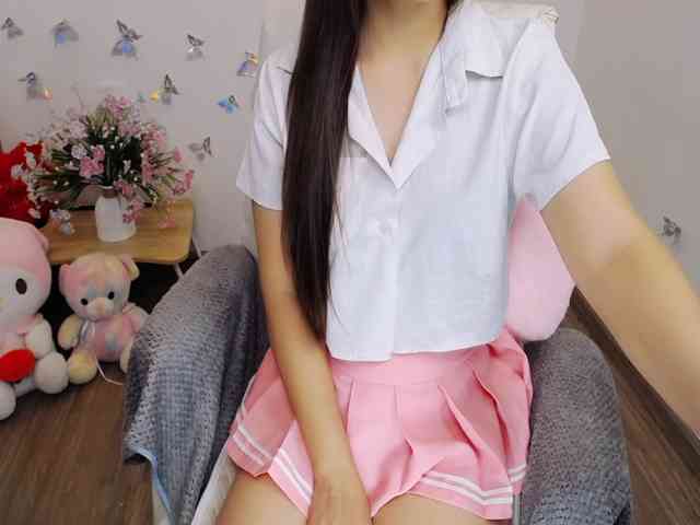 Angela19