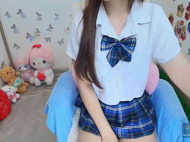 Angela19