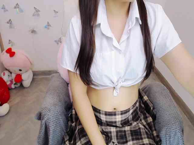モデル: Angela19