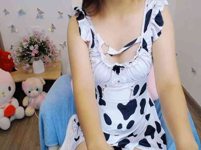 Angela19