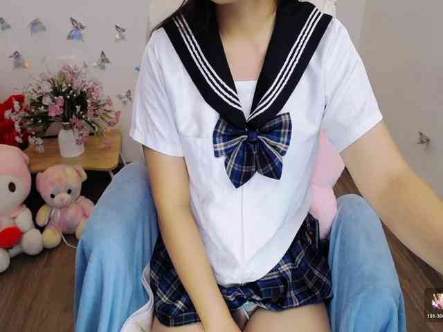 Angela19