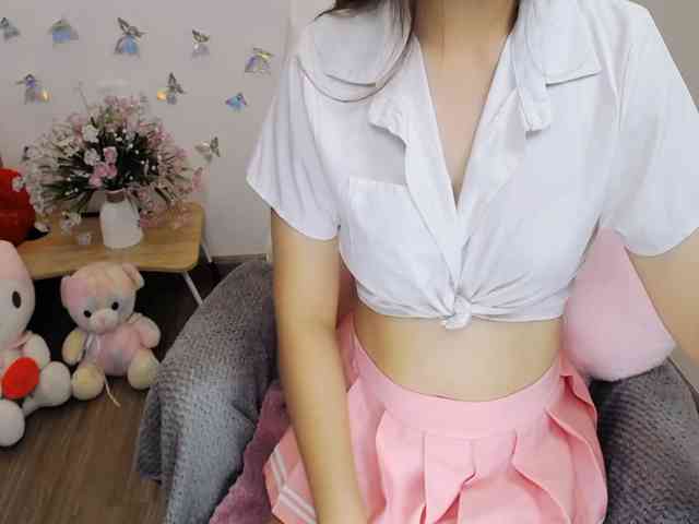 Angela19