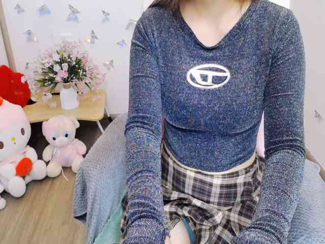Angela19