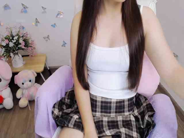 Angela19