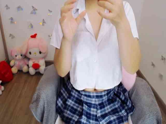 Angela19