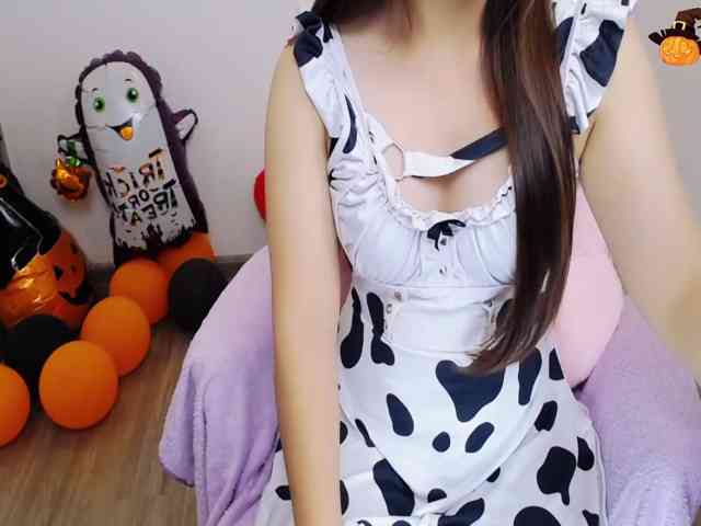 Angela19