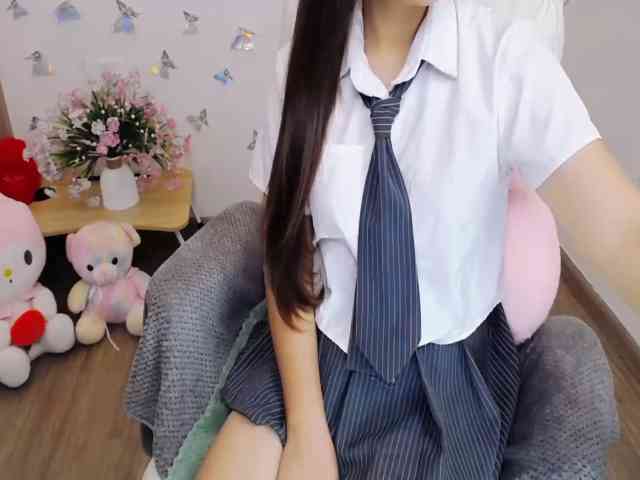 Angela19