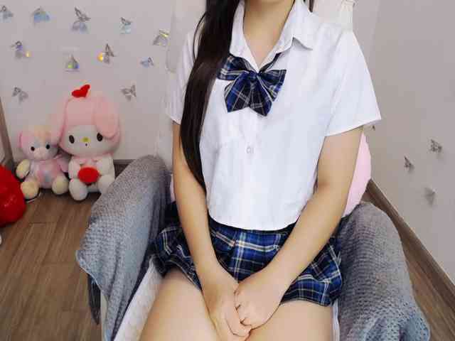 Angela19 webcam