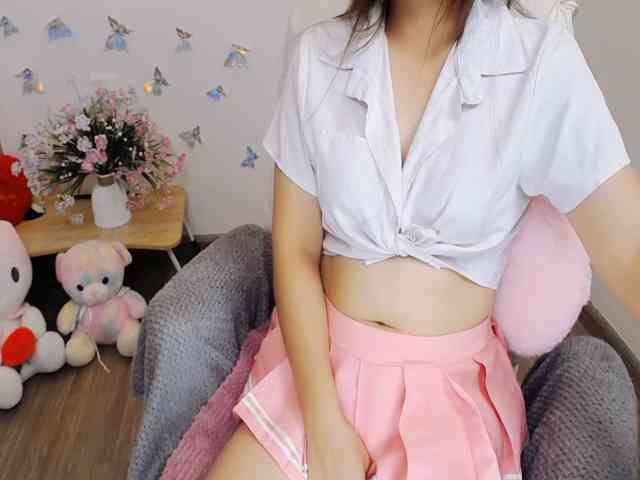 Angela19