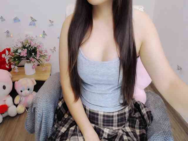 Angela19