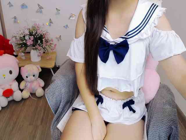 Angela19