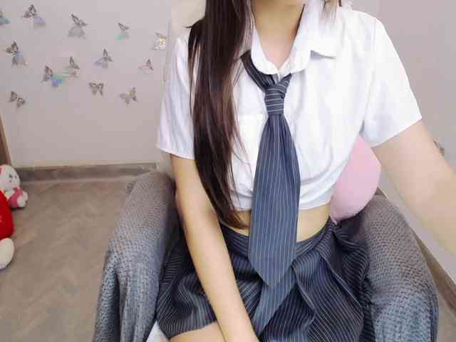 Angela19