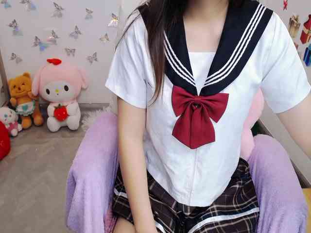 Angela19