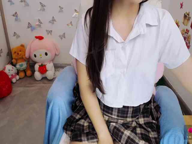 Angela19