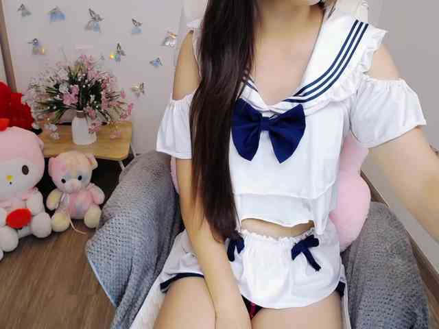 Angela19