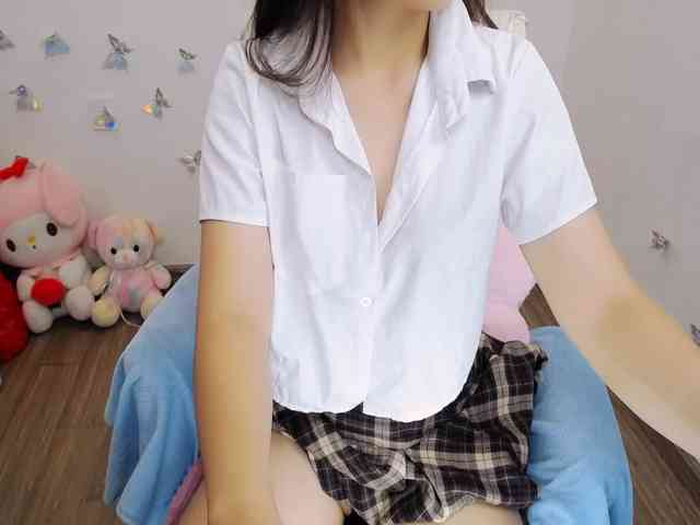 Angela19