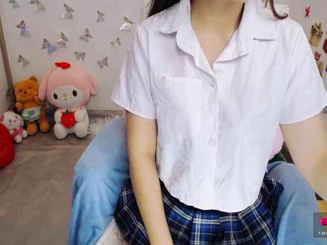 Angela19