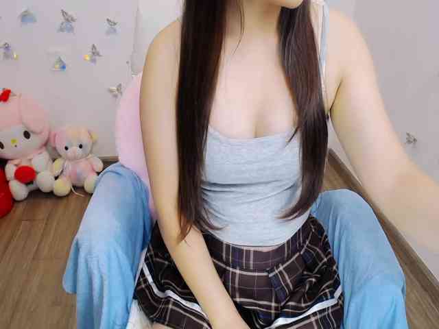 モデル: Angela19