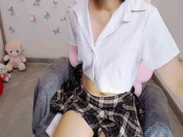 Angela19 webcam