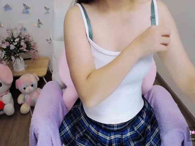Angela19