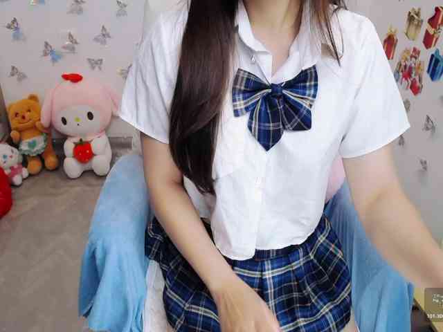 Angela19
