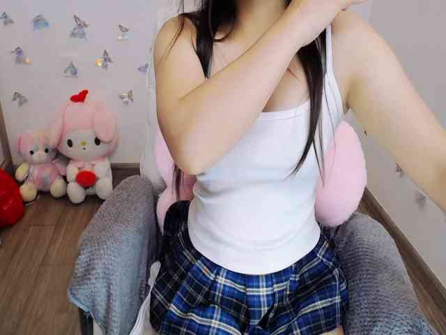 モデル: Angela19