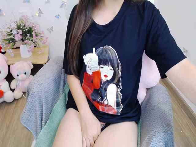 Angela19