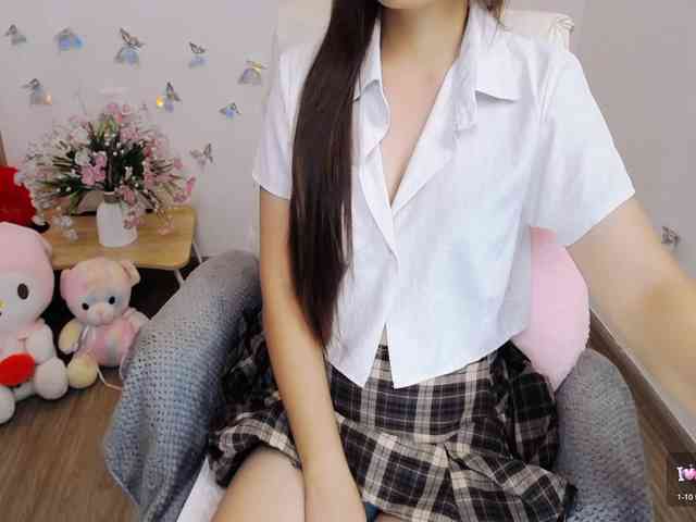 Angela19