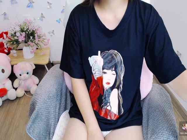Angela19