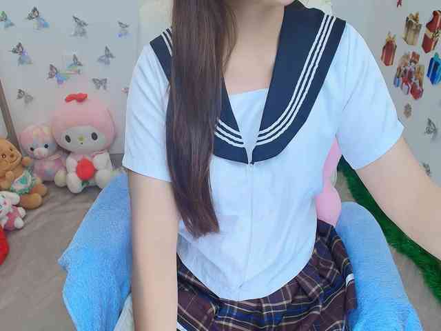 Angela19