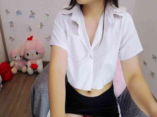 Angela19 webcam