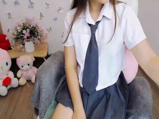 Angela19