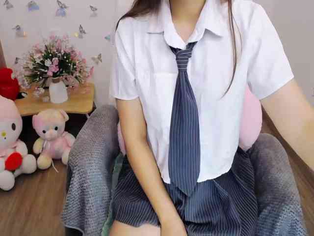 Angela19