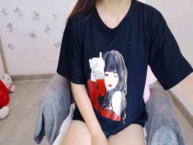 Angela19