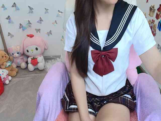 Angela19