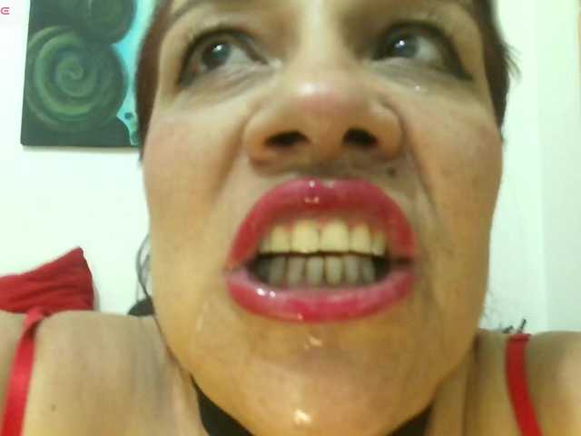 Maduragins live webcam show