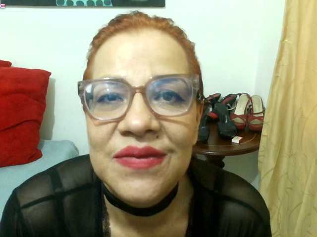 Maduragins live cam on BongaCams
