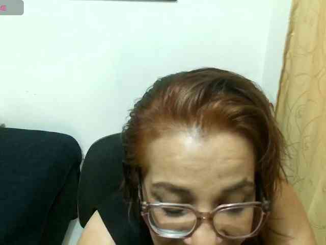 Madame_Desire webcam
