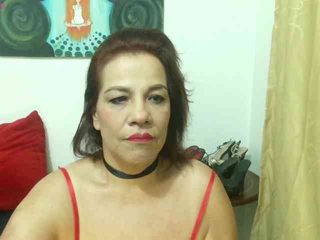 Madame_Desire webcam