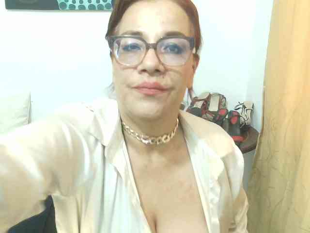 Maduragins Live Webcam on BongaCams