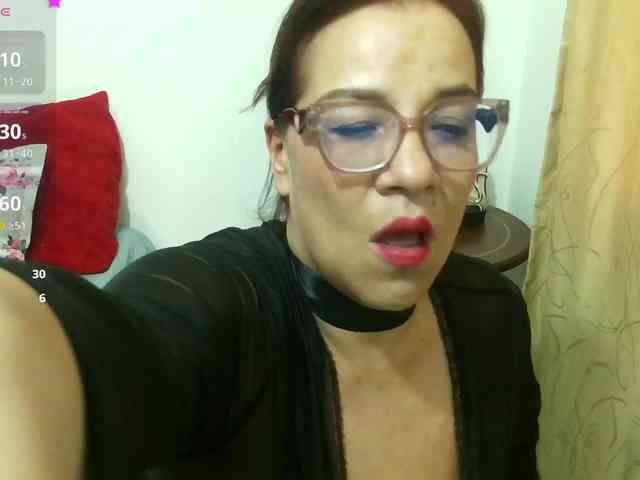 Madame_Desire webcam