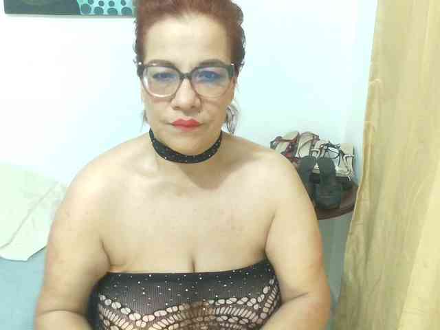Madame_Desire webcam