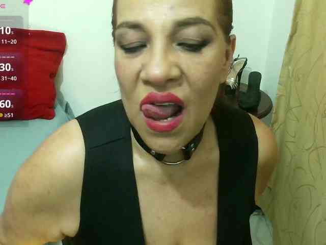 Madame_Desire webcam