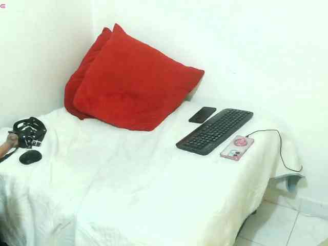 Madame_Desire webcam