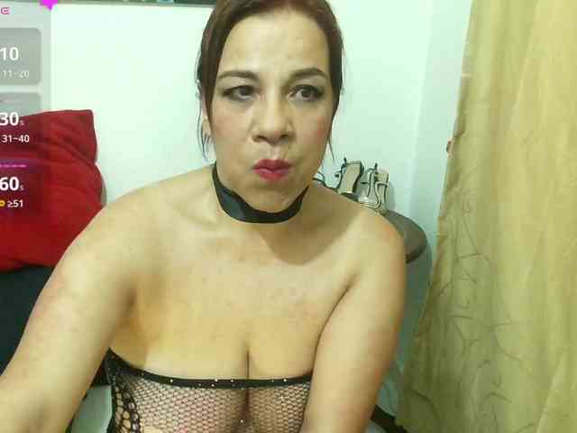 Madame_Desire webcam