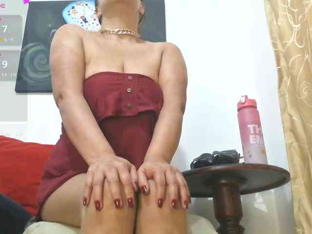 Madame_Desire webcam