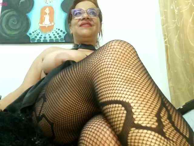 Madame_Desire webcam