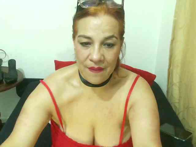 Madame_Desire webcam