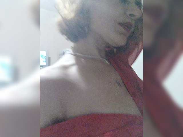 Good-woman live cam on BongaCams